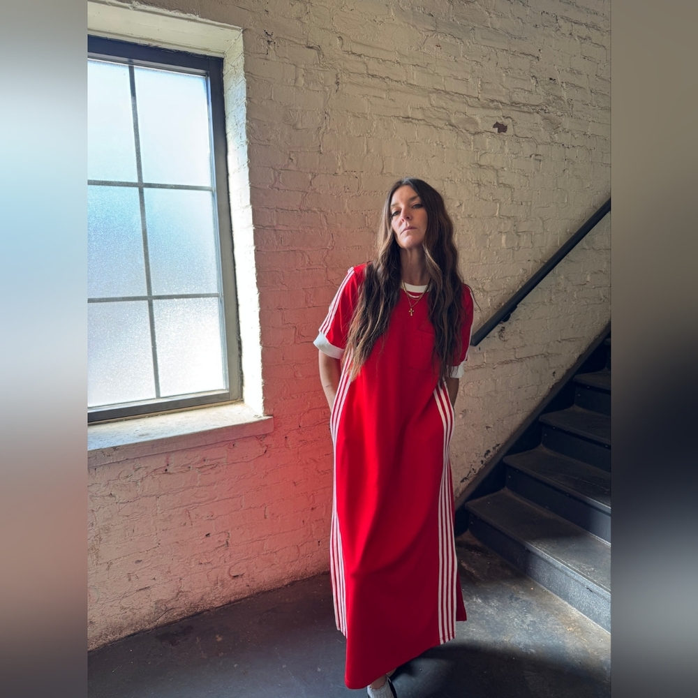 HIP EAGLE VARSITY TRACK DRESS In RED